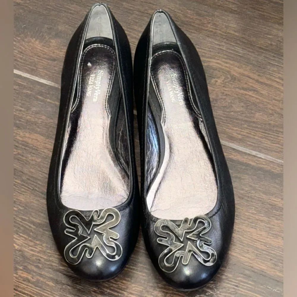 SIMPLY VERA WANG Mariposa Ballet Flats Black sz 9.5 NWOT